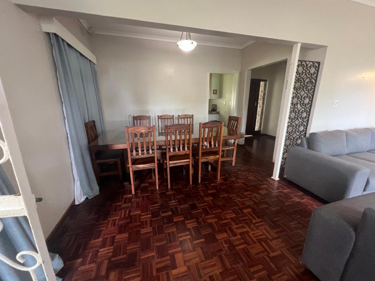 10 St Johns - House Vila Port Shepstone Exterior foto