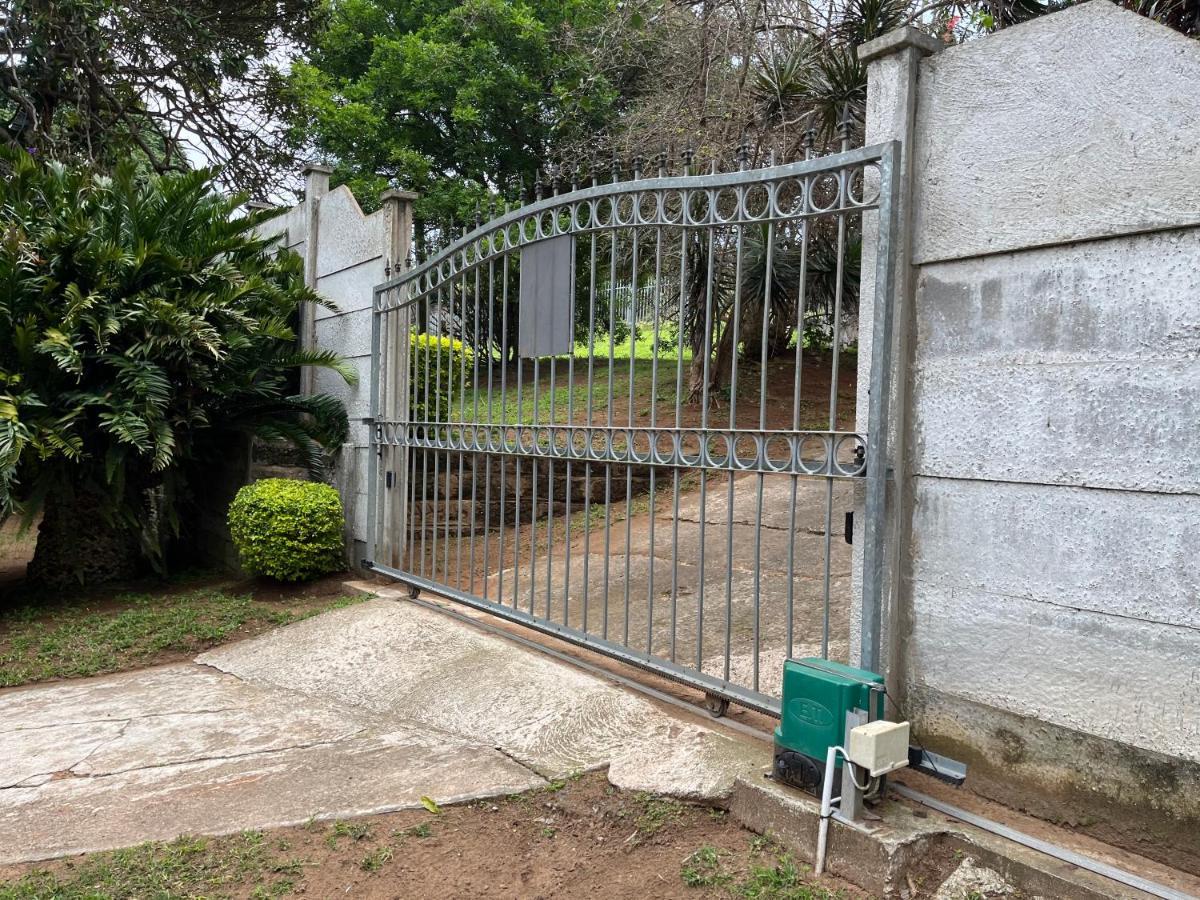 10 St Johns - House Vila Port Shepstone Exterior foto